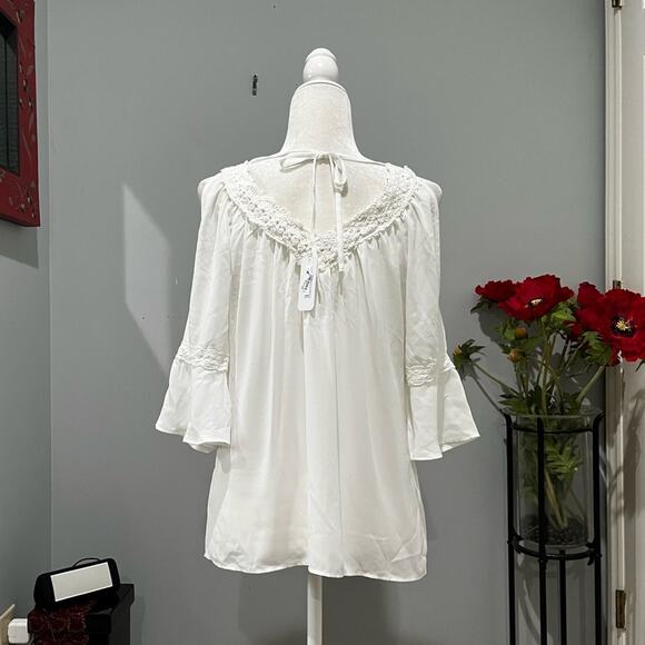 NEW Charming Charlie Longline Flutter Ruffle Cold Shoulder Poet Tunic Top S NWT - Picture 3 of 16